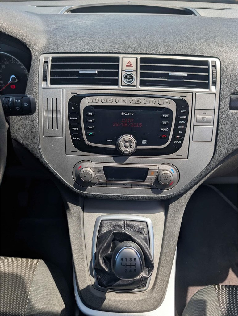 Foto 16 FORD Kuga 2.0 TDCi 2WD Trend