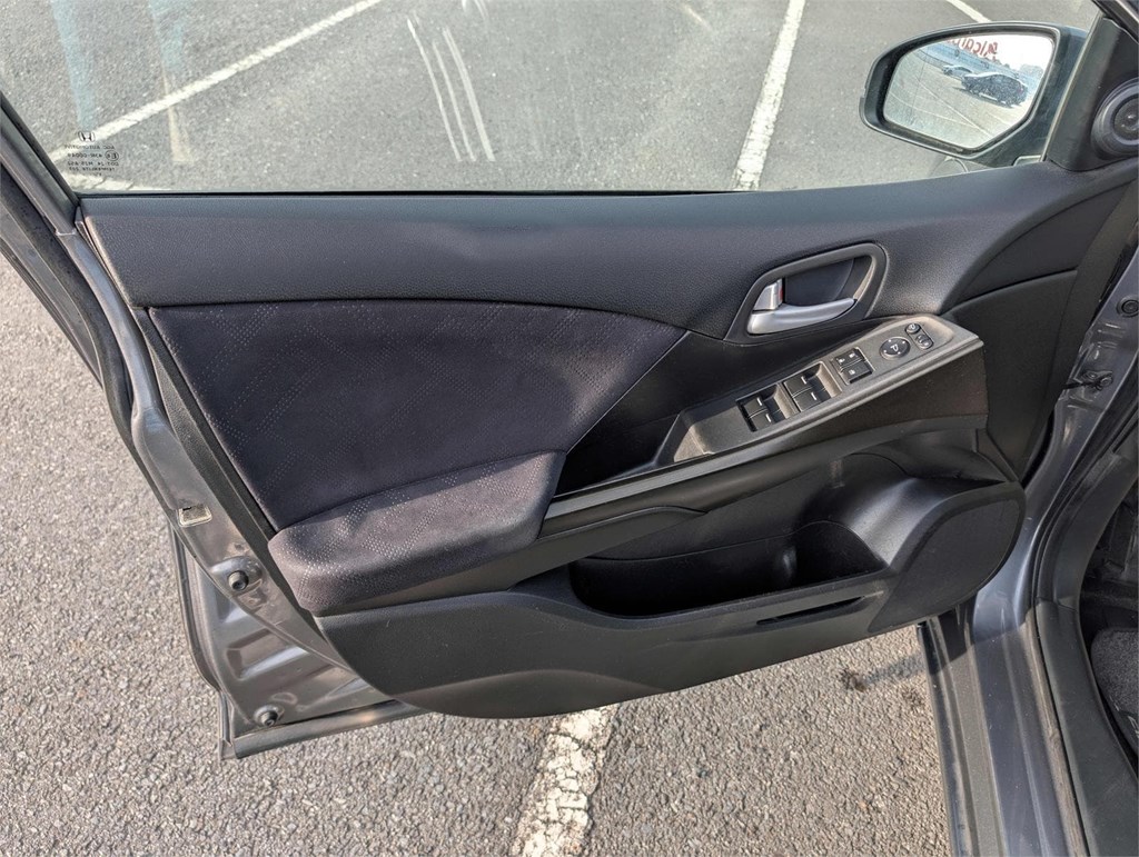Foto 17 HONDA Civic 1.8 iVTEC Sport