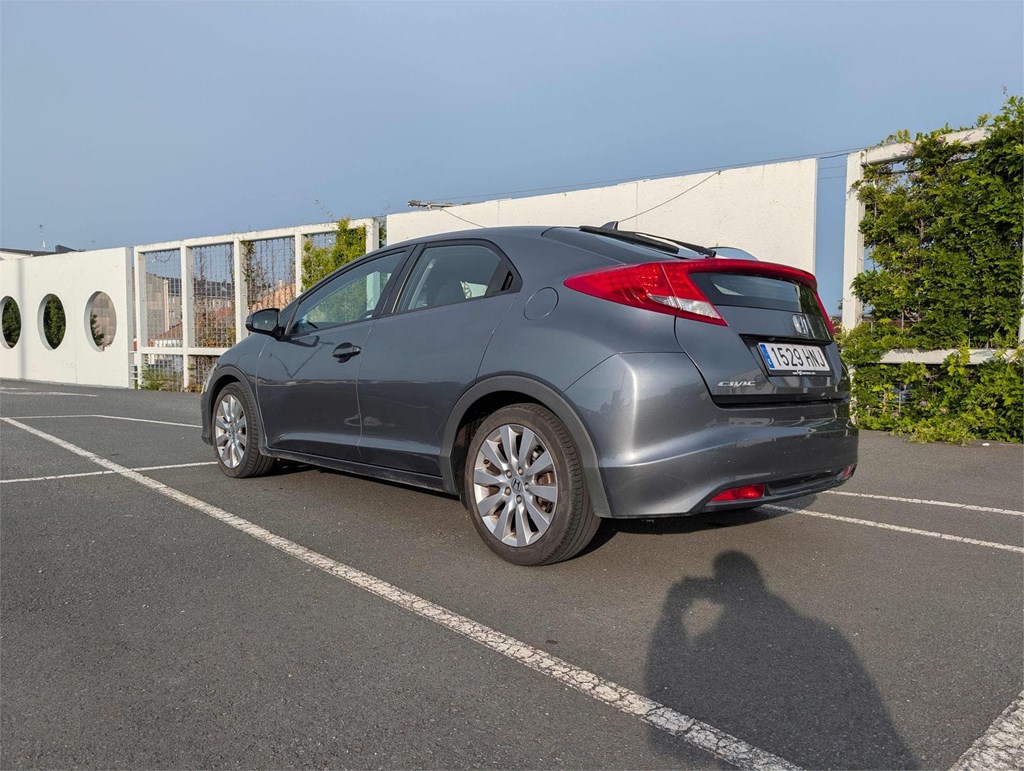 Foto 4 HONDA Civic 1.8 iVTEC Sport