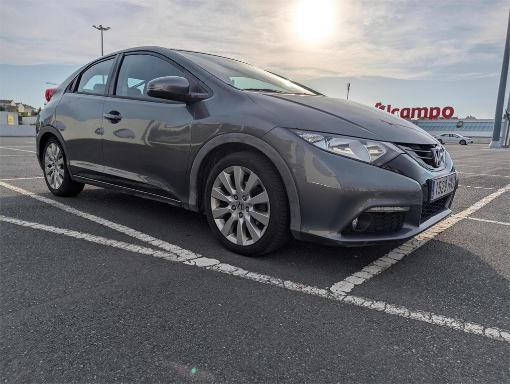 Foto 6 HONDA Civic 1.8 iVTEC Sport