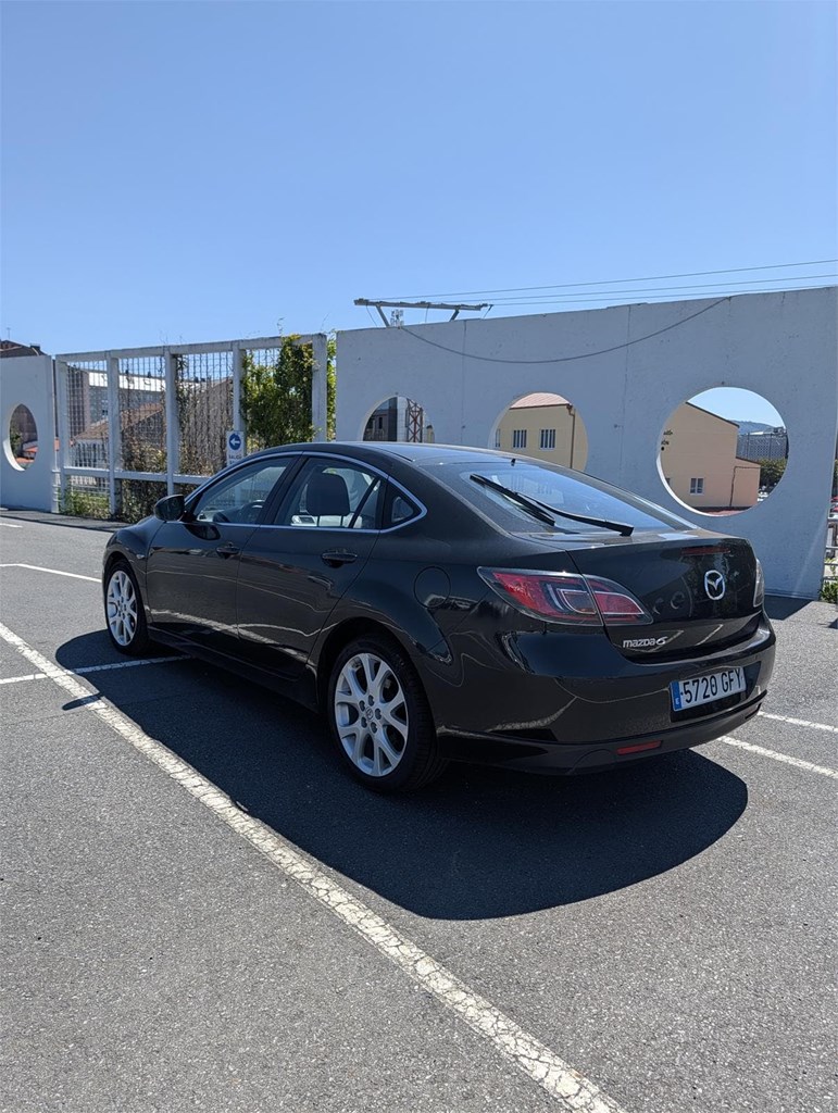 Foto 3 Mazda Mazda6 2.0 CRTD Luxury
