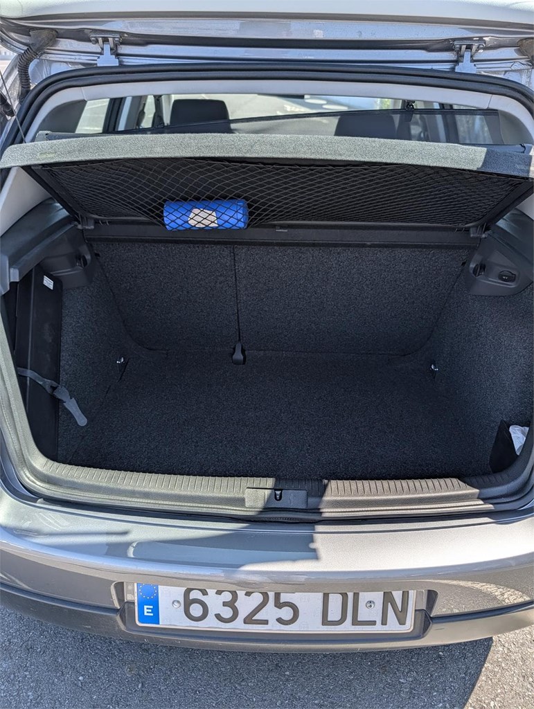 Foto 12 Volkswagen Golf V 2.0 FSI Sportline
